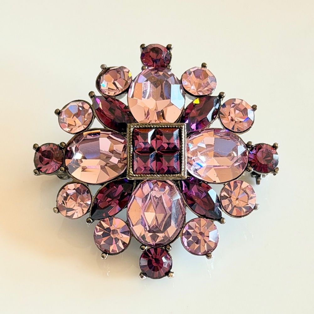 Rare Vintage Givenchy Pink Purple Crystal Luxury Brooch 1.75” Signed EUC - Picture 15 of 16